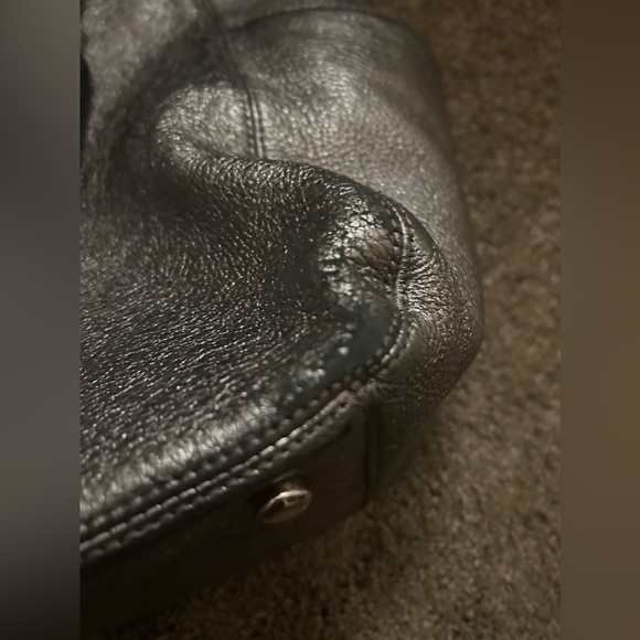 Michael Kors Metallic Silver/Black Leather Skorpios Tote - Picture 6 of 14